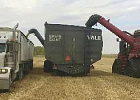 «Зерновой гигант» помогает фермерам собирать урожай «Зерновой гигант» помогает фермерам собирать урожай